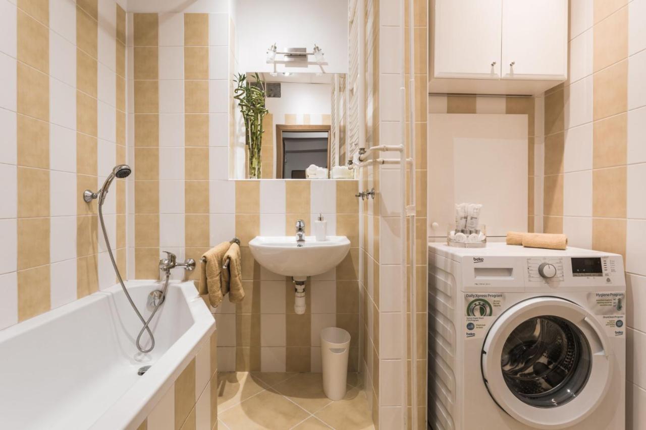 Flexihome Sk - Tolsteho - Free Parking On The Street - 2 Bedrooms Kosice Bagian luar foto