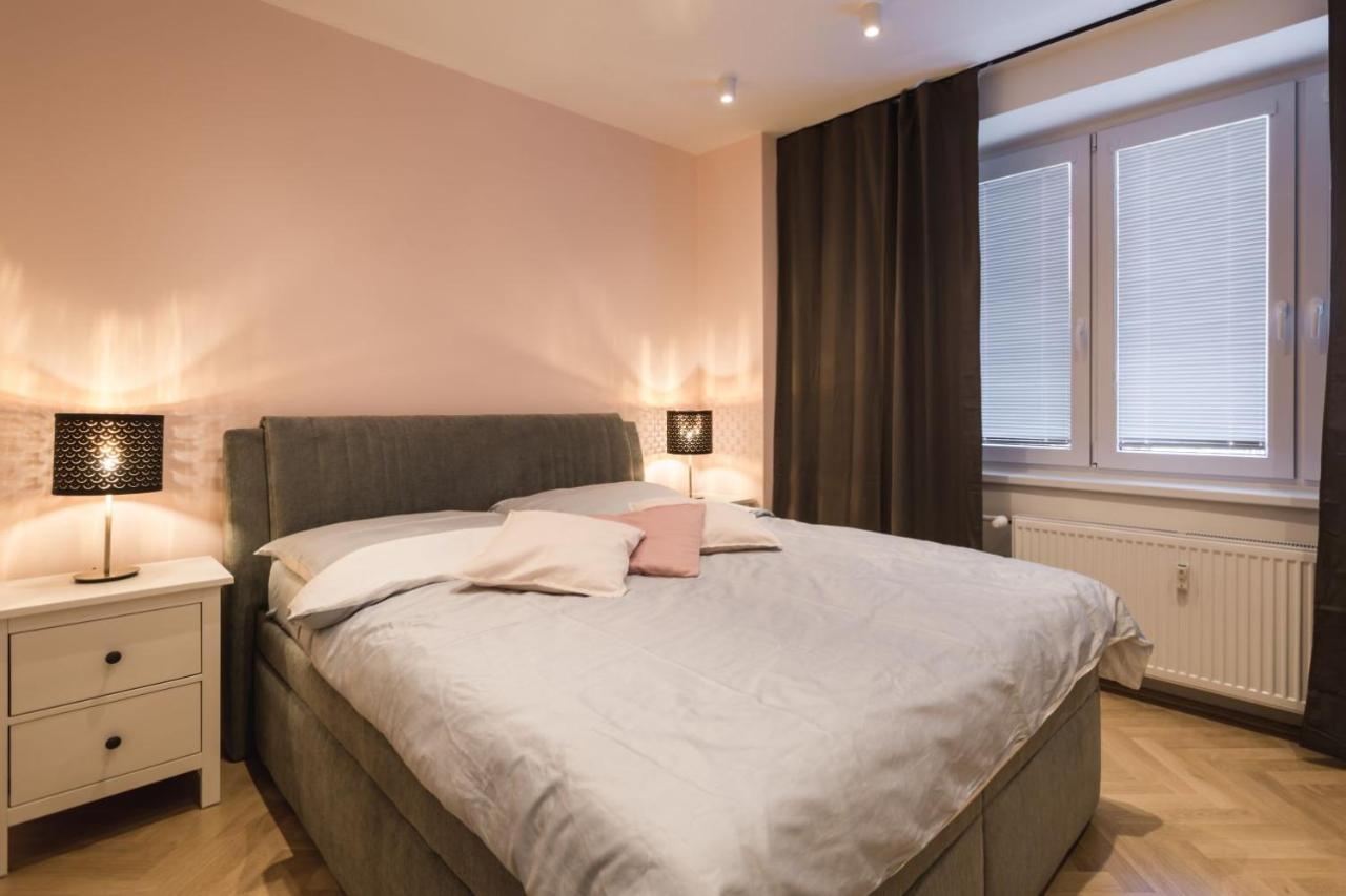Flexihome Sk - Tolsteho - Free Parking On The Street - 2 Bedrooms Kosice Bagian luar foto