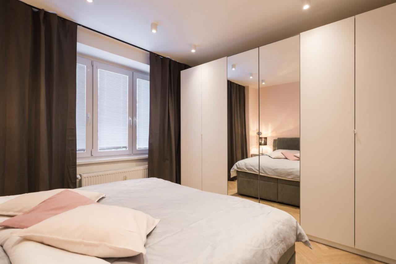 Flexihome Sk - Tolsteho - Free Parking On The Street - 2 Bedrooms Kosice Bagian luar foto
